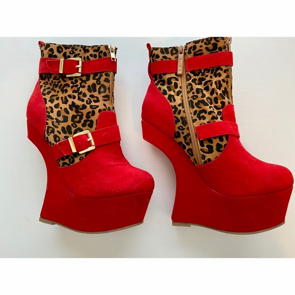 Red Leopard Print Boots 2025